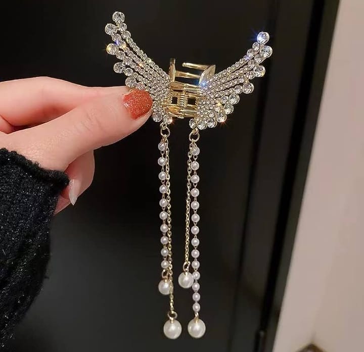 Beautiful Zircon Korean Butterfly Hair Claw – Elegant Stylish Hair Clip for Girls & Women