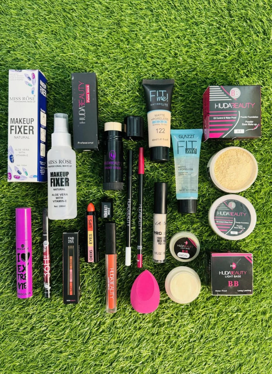 14 in 1 Makeup Deal – Makeup Fixer, Foundation, Beauty Blender & Complete Beauty Kit