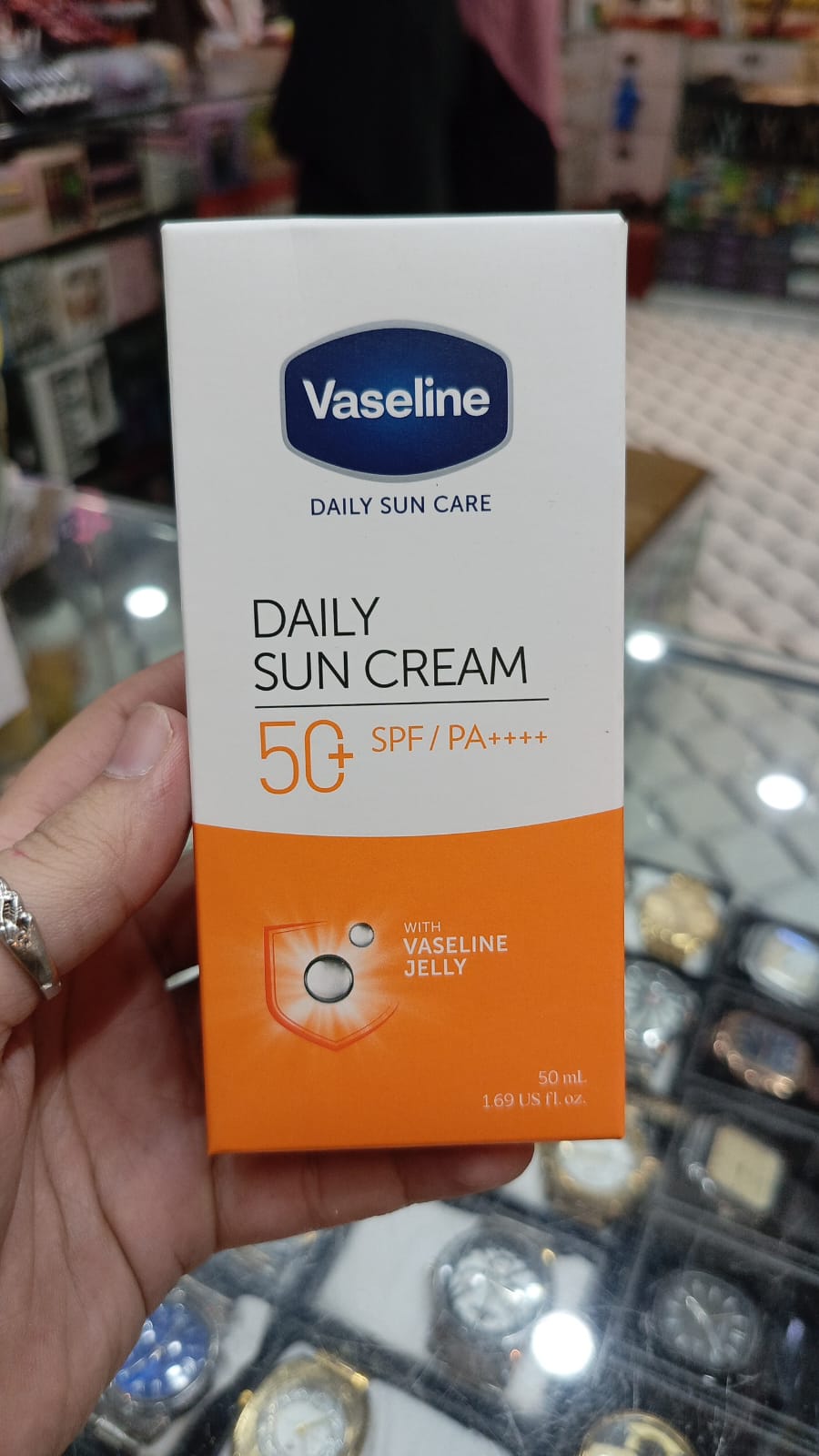 Vaseline Daily Sun Care Sun Cream SPF50+ PA++++ | Lightweight Sunscreen for Face & Body 50ml